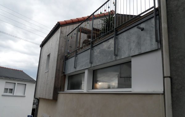 23-MAISON LTIT
